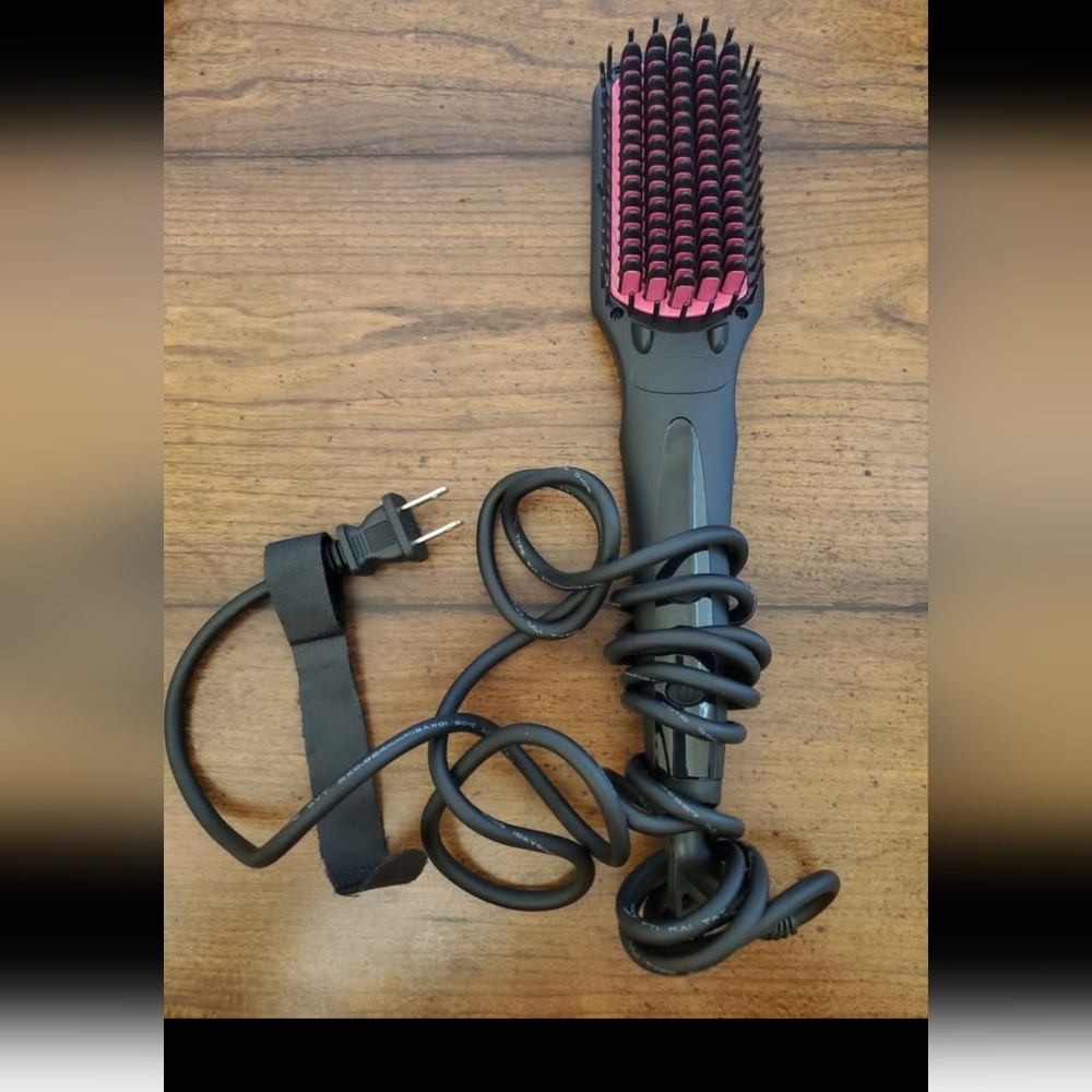 MiroPure Hair Straightener BrushBlack and Pink Hair Straightening Brush